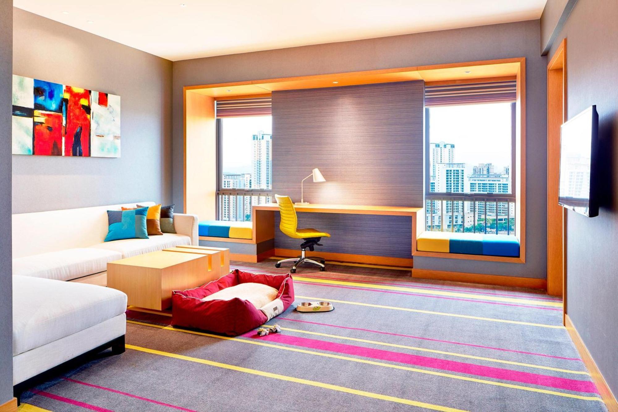 Aloft Dynamic Town Hotel Shenzhen Exterior photo