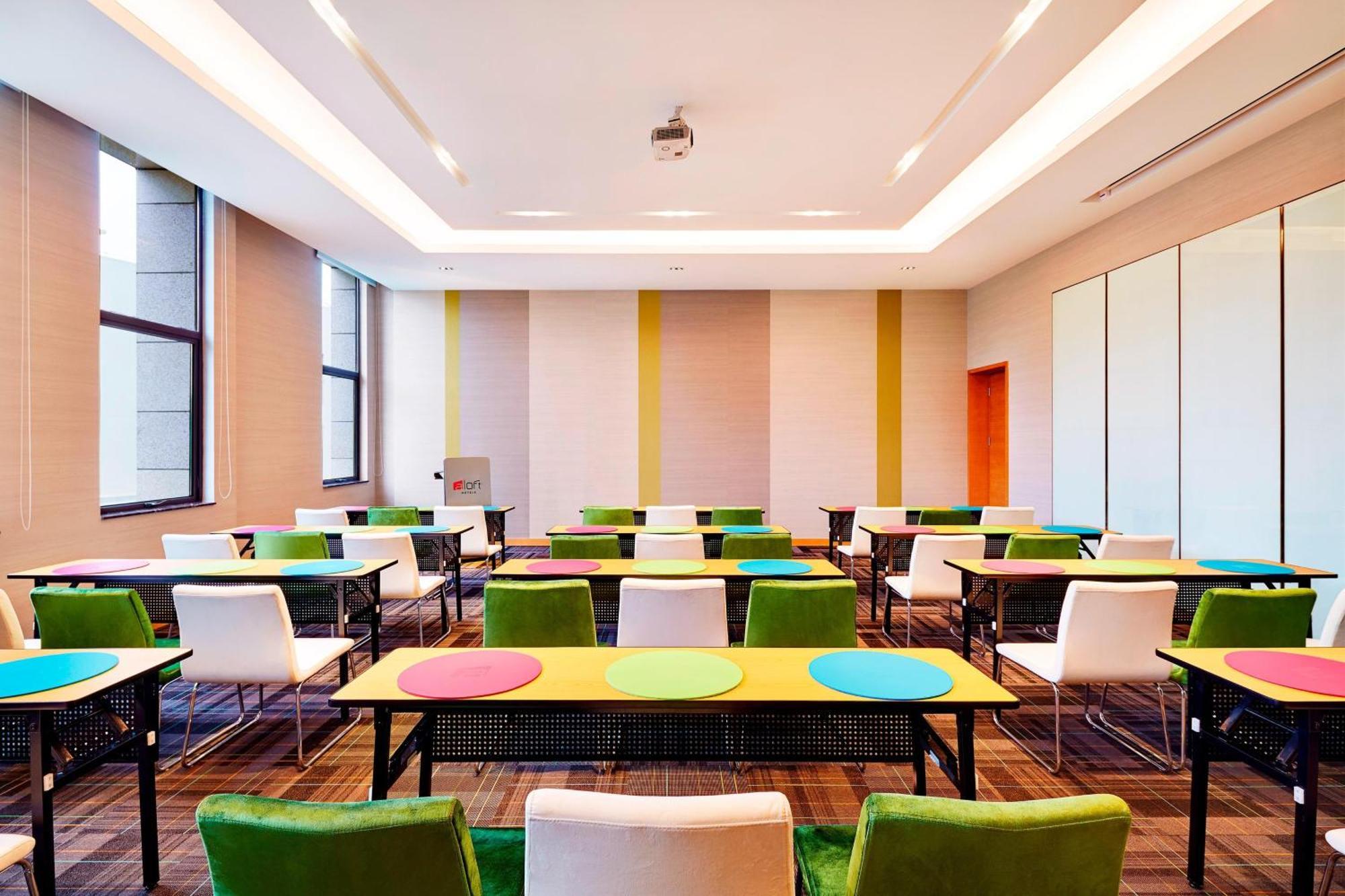 Aloft Dynamic Town Hotel Shenzhen Exterior photo