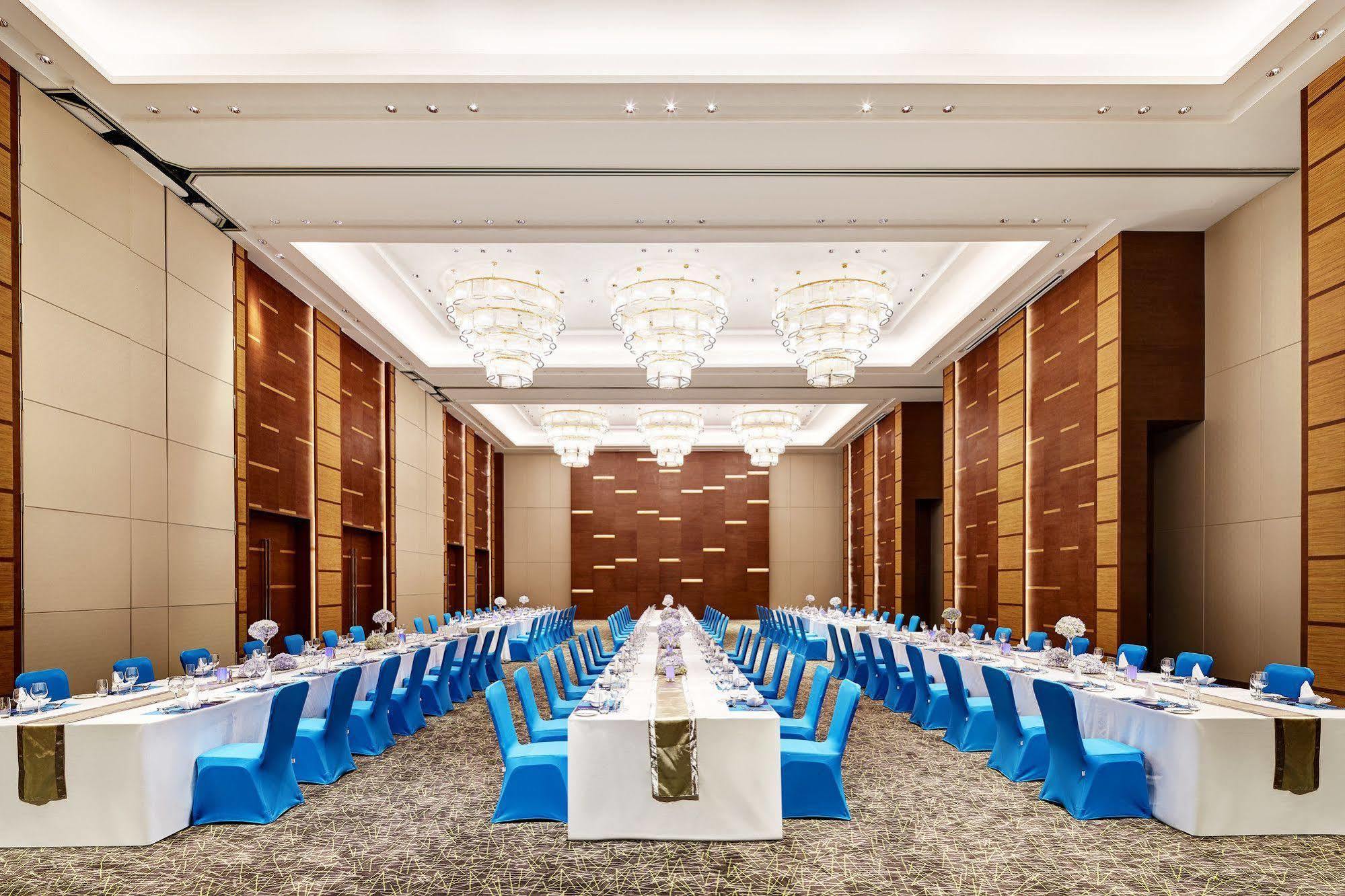 Aloft Dynamic Town Hotel Shenzhen Exterior photo